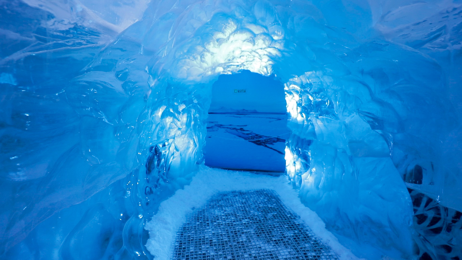 perlan ice cave