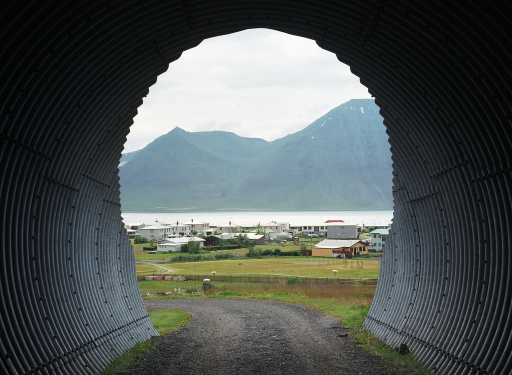 Flateyri And The Fate Of Small Town Iceland - Julia Staples 2006